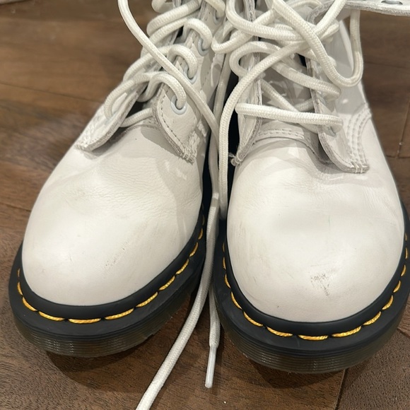 Dr. Martens cream Pascal Leather Boots size 6 - Picture 4 of 7